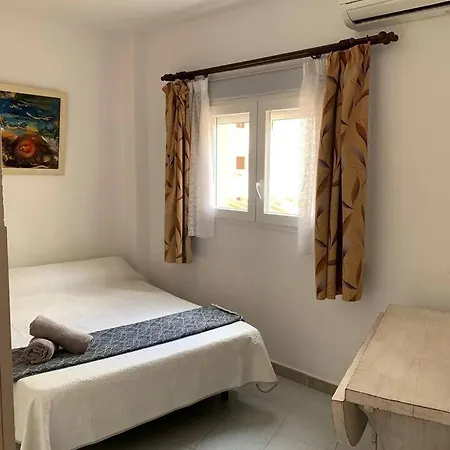 Enissa - Con Piscina Y 3 Mins De La Playa Andando Apartamento