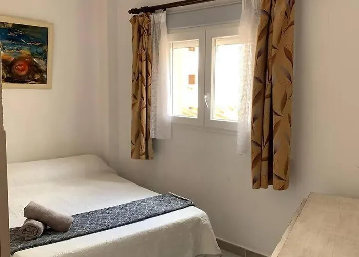 Enissa - Con Piscina Y 3 Mins De La Playa Andando Apartment